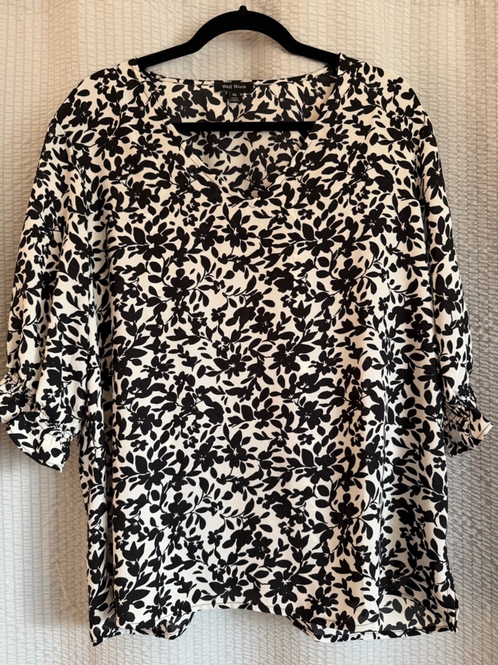 Well Worn Black and White Floral V-Neck Blouse